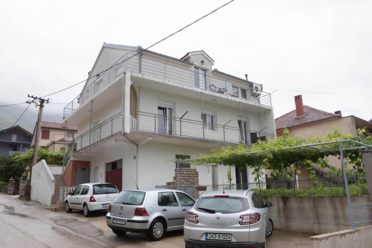 Apartmani Budimcic เทรบินเย ภายนอก รูปภาพ