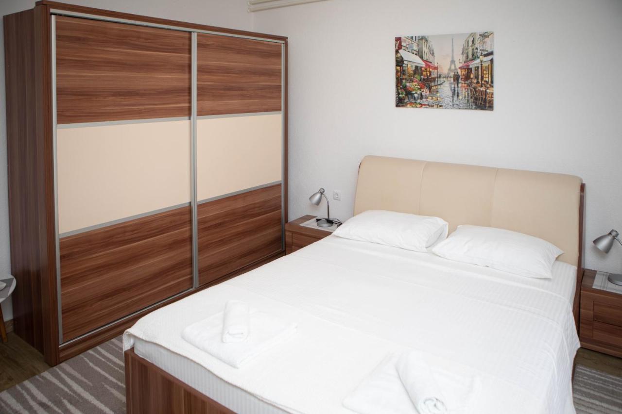 Apartmani Budimcic เทรบินเย ภายนอก รูปภาพ