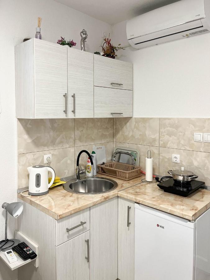 Apartmani Budimcic เทรบินเย ภายนอก รูปภาพ
