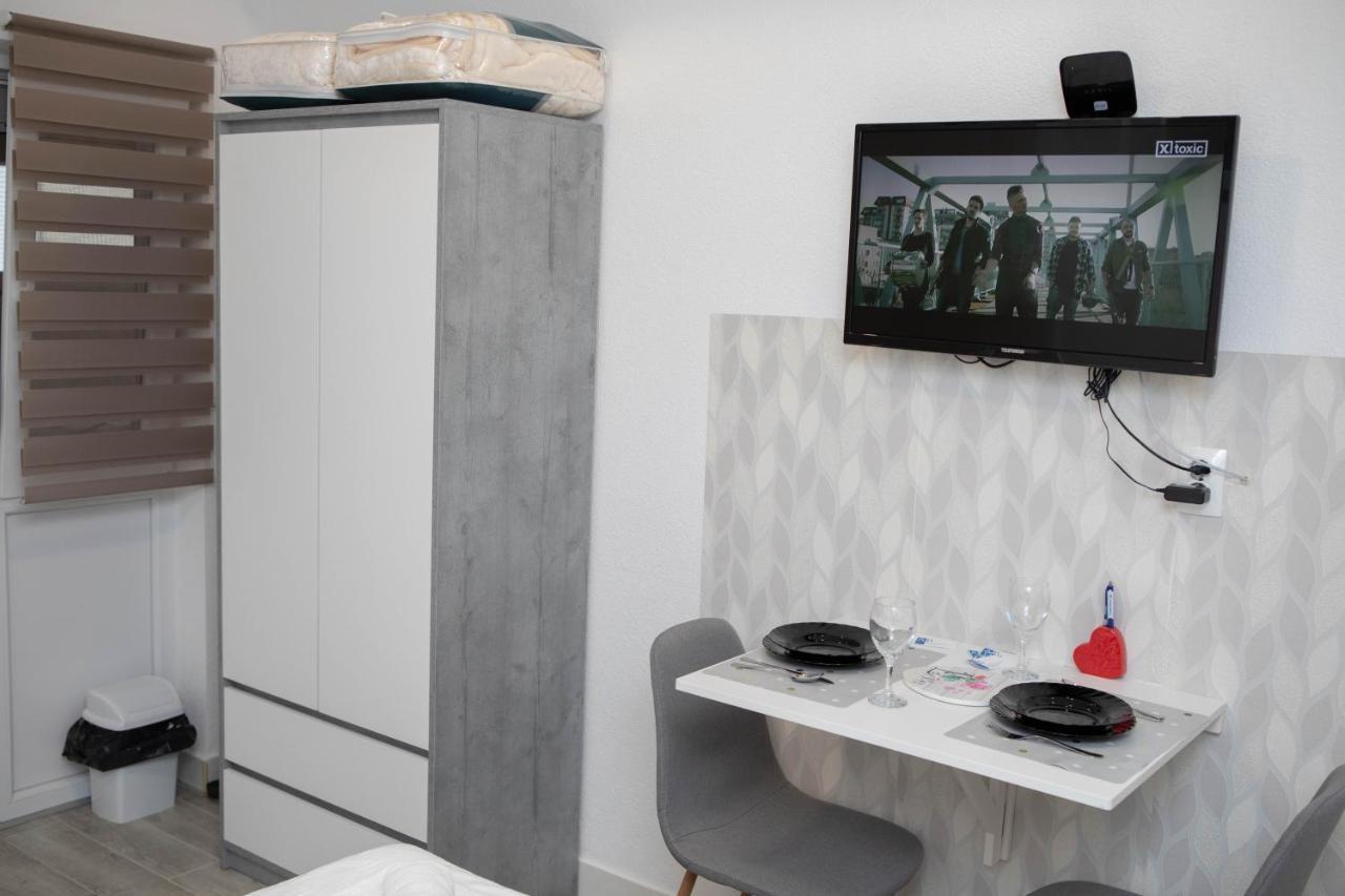 Apartmani Budimcic เทรบินเย ภายนอก รูปภาพ