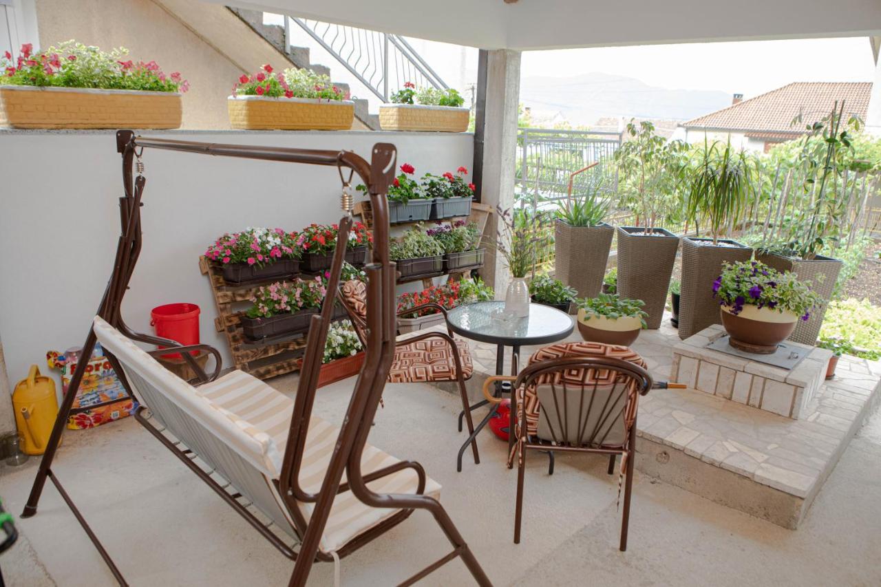 Apartmani Budimcic เทรบินเย ภายนอก รูปภาพ